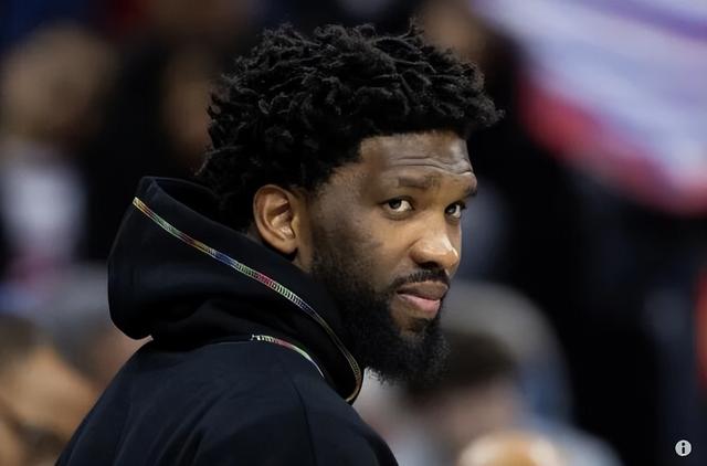 76人队惨败后更衣室爆发冲突，主帅回应，今年方法帮助.