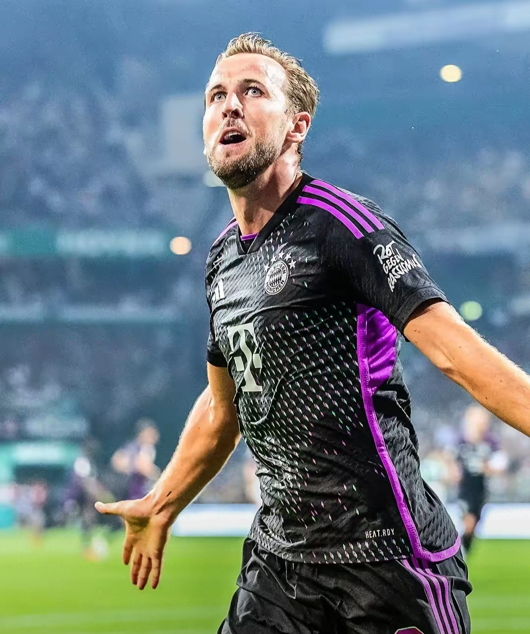 爱游戏AYX平台首页关于西亚卡姆焦点对战，凯恩与80激战法国队分钟，战术调整胜负难料！气势如虹延续的信息