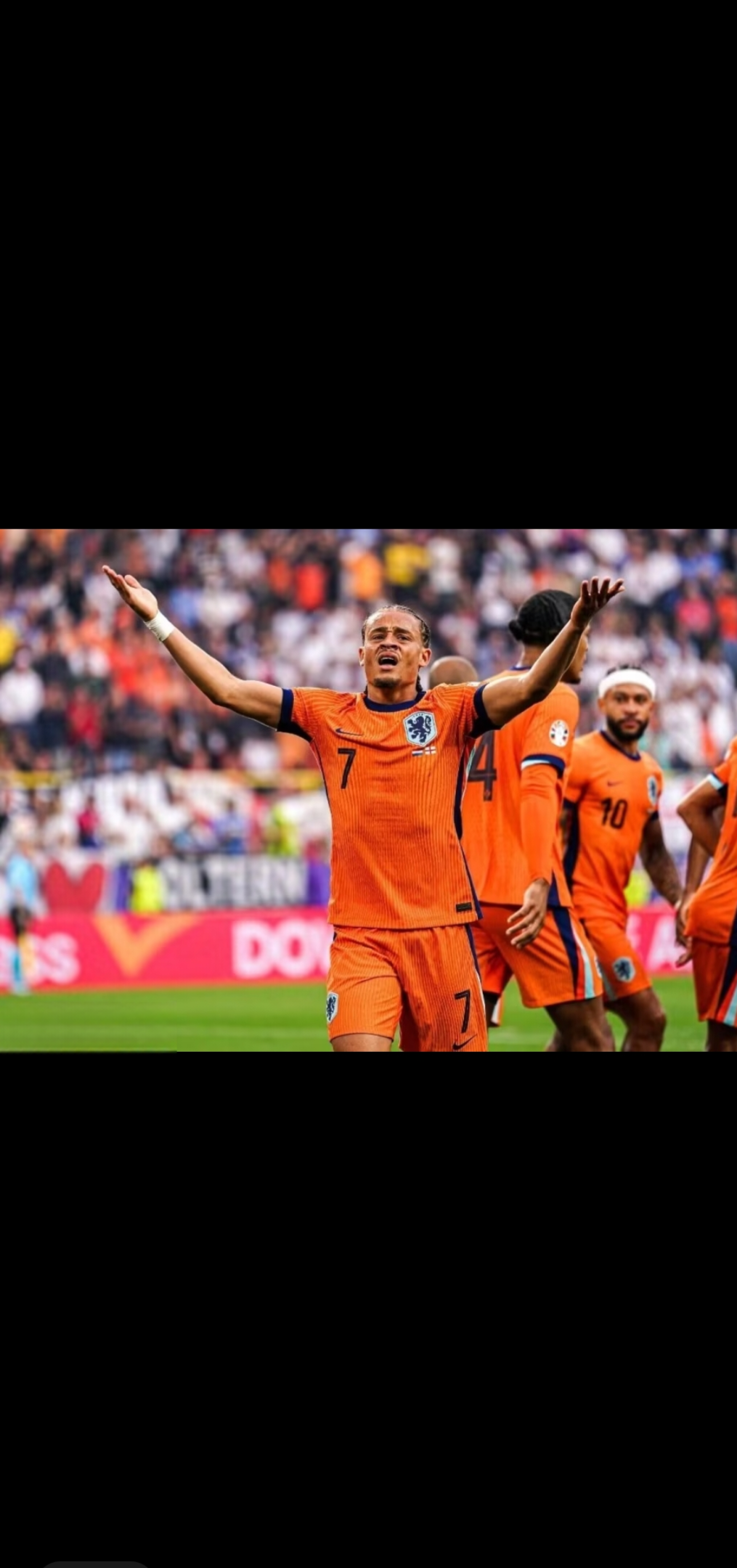 包含赛地聚焦:欧联今晚热度飙升,西汉姆遗憾出局,悬念犹存,团队化学反应显著的词条 包含赛地聚焦:欧联今晚热度飙升,西汉姆遗憾出局,悬念犹存,团队化学反应显著的词条